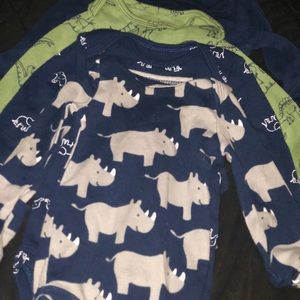 NB long sleeve onsies